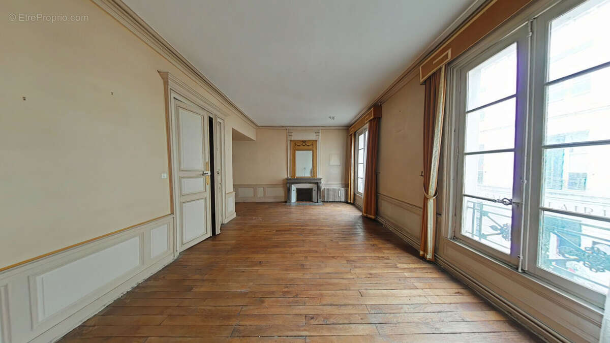 Commerce à POITIERS