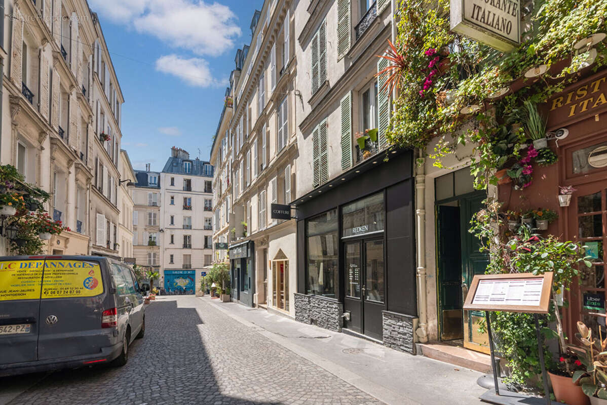 Appartement à PARIS-18E