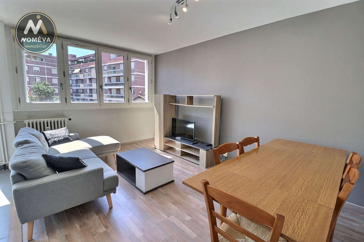 Appartement à SAINT-ETIENNE