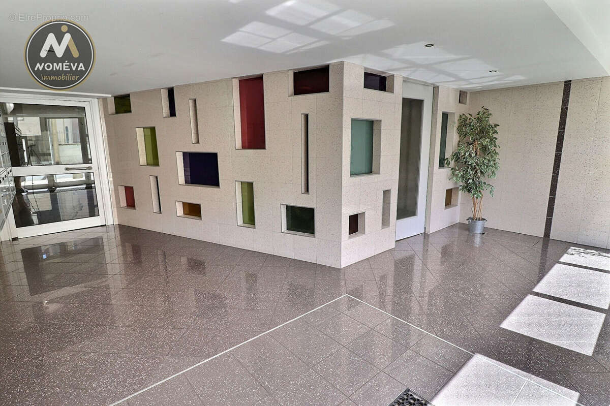 Appartement à SAINT-ETIENNE