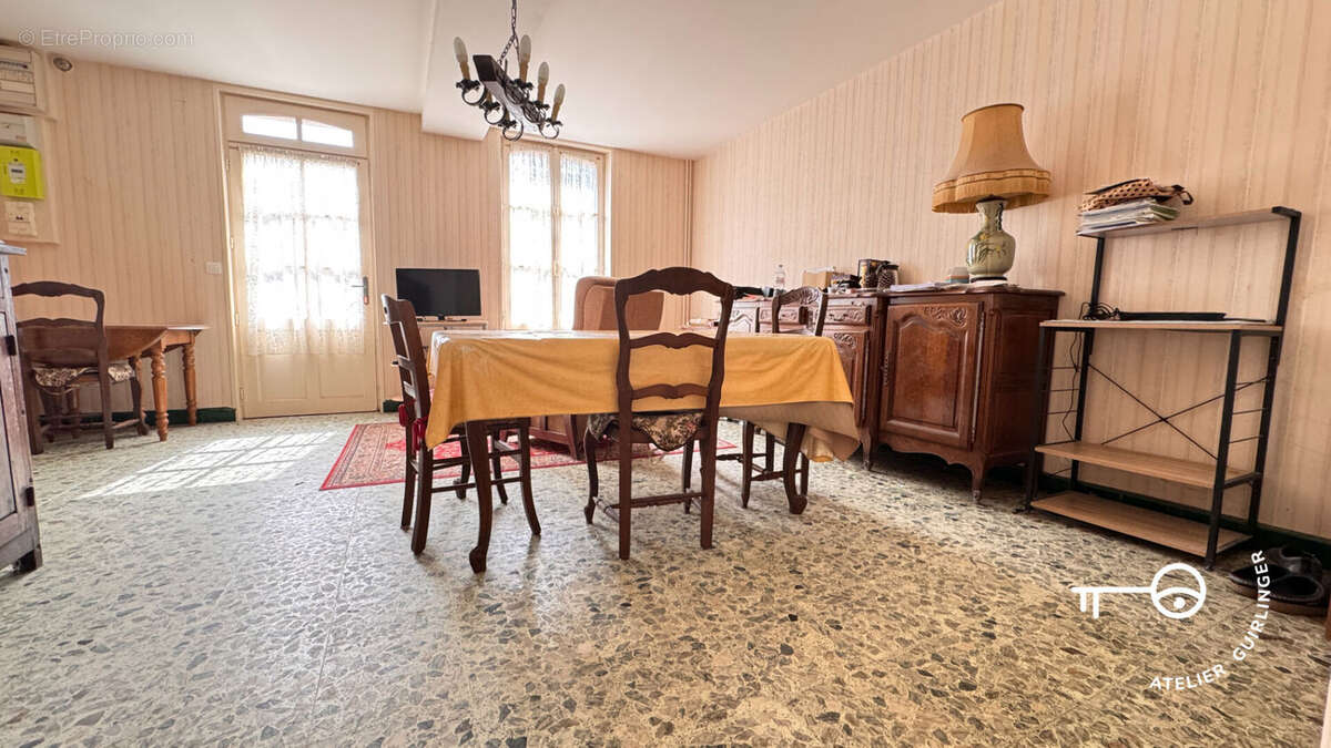 Maison à LA FERTE-BEAUHARNAIS