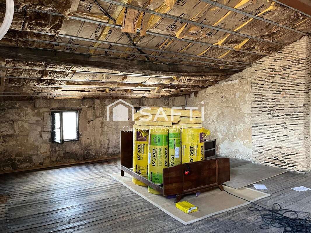 Photo 9 - Maison à BOURG