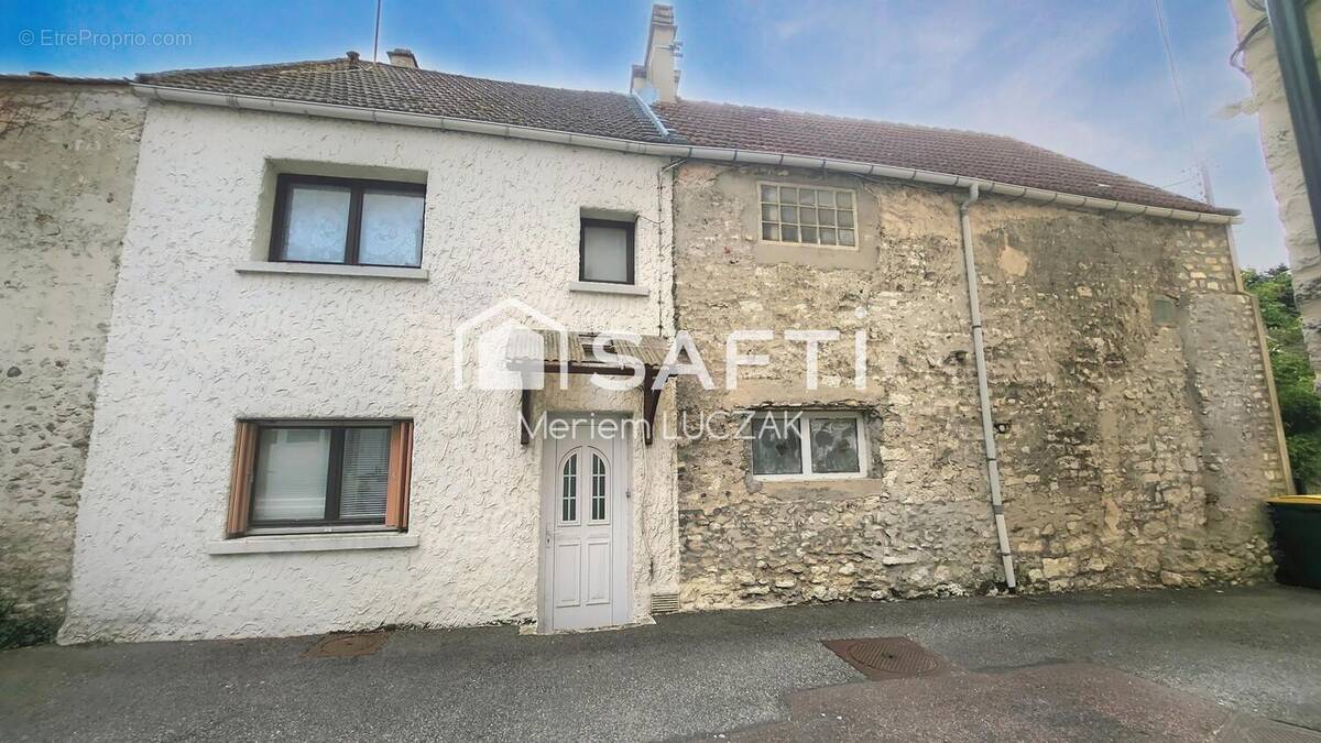 Photo 1 - Maison à BEYNES