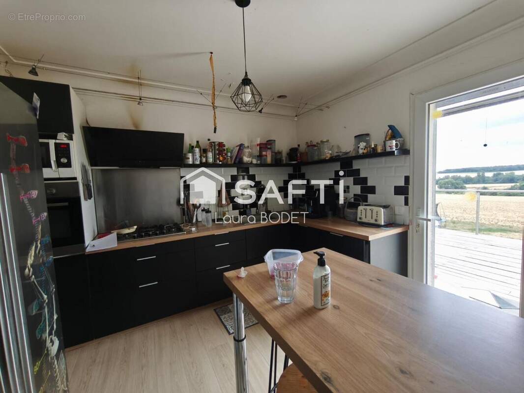 Photo 1 - Maison à SEUILLY