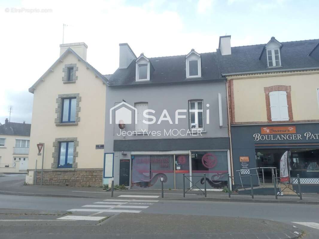 Photo 6 - Appartement à CHATEAUNEUF-DU-FAOU