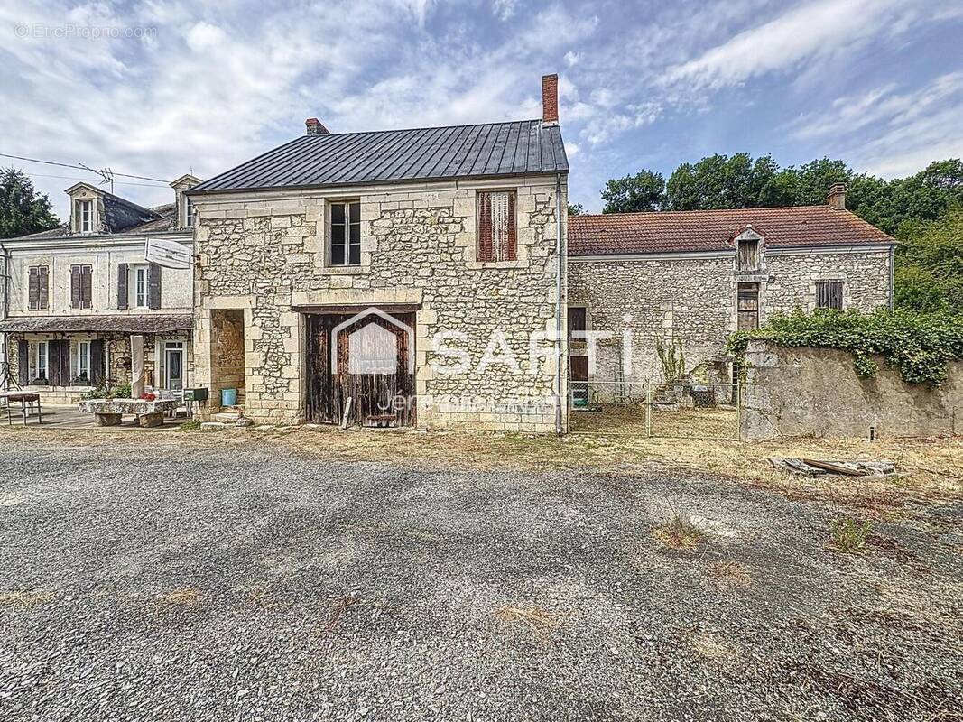 Photo 1 - Maison à LUANT