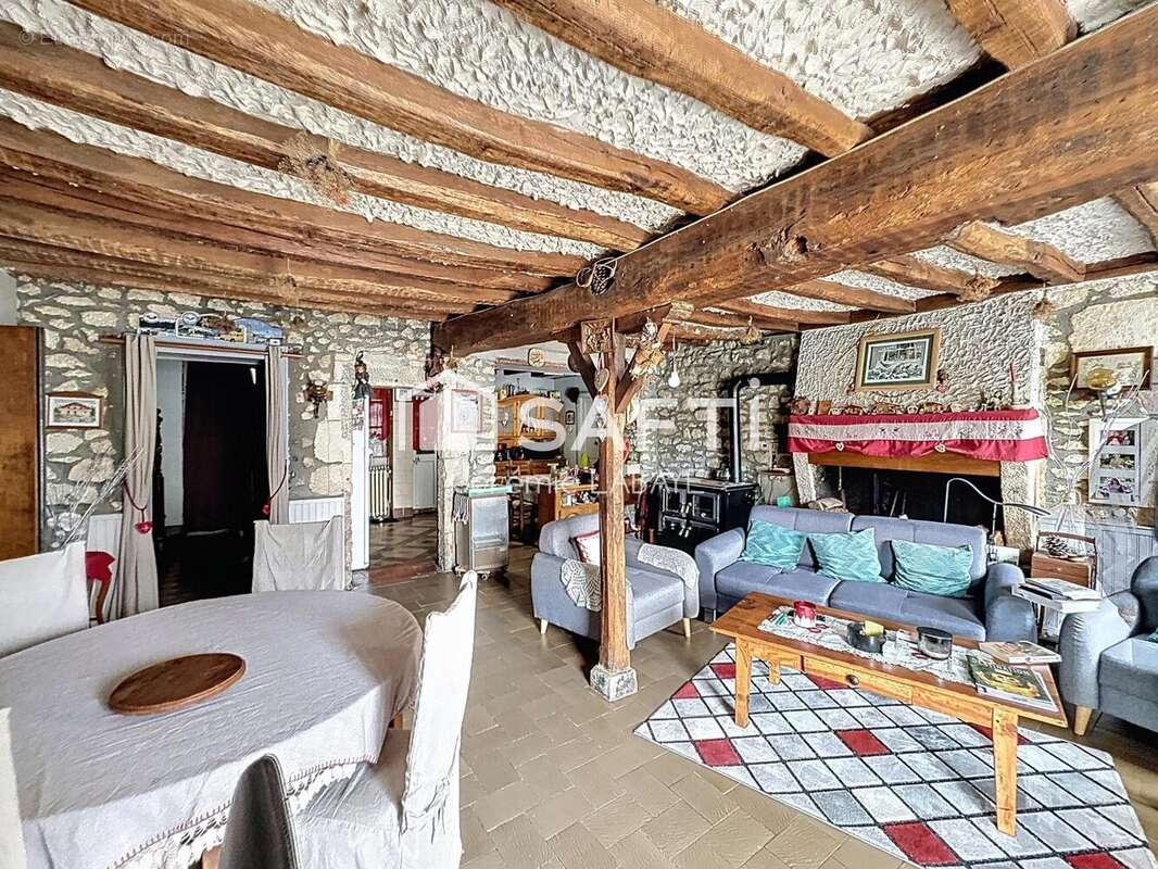 Photo 4 - Maison à LUANT