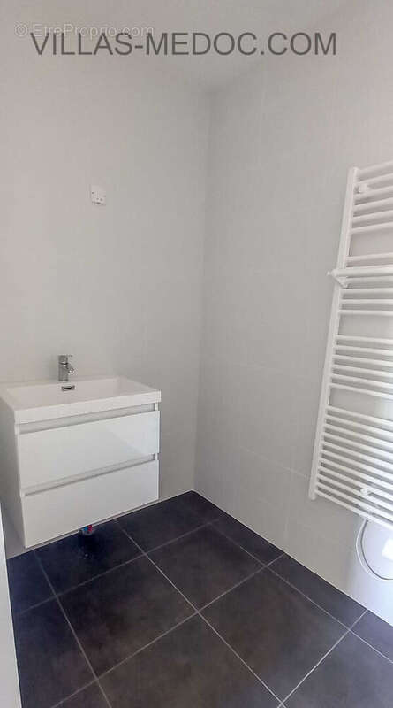 Maison à SAINT-VIVIEN-DE-MEDOC