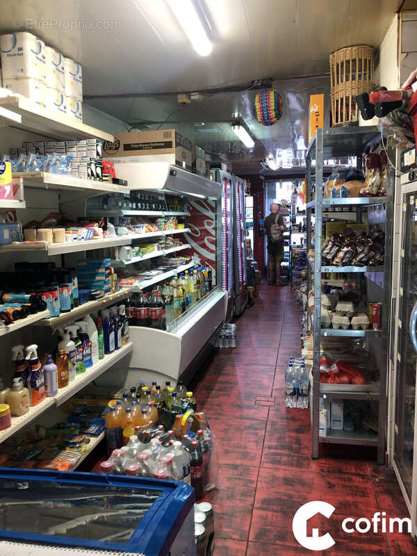 Epicerie 45 m² en tout - Commerce à SEMEAC