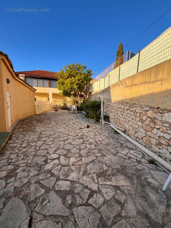 Appartement à SANARY-SUR-MER