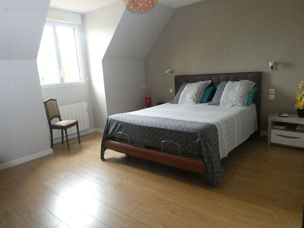 Maison à CORMEILLES