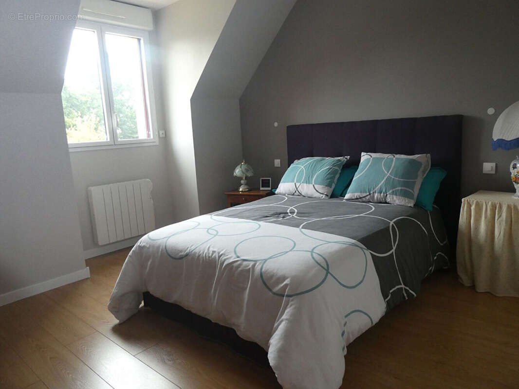 Maison à CORMEILLES