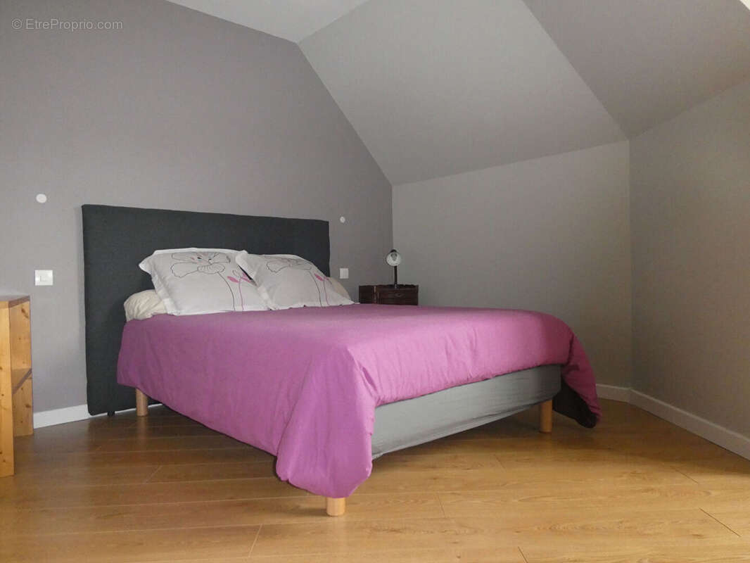 Maison à CORMEILLES