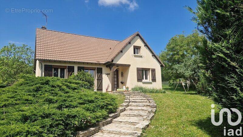 Photo 1 - Maison à SAINT-FLORENTIN