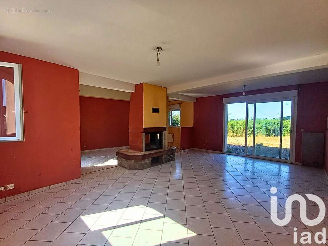 Photo 3 - Maison à TREZENY