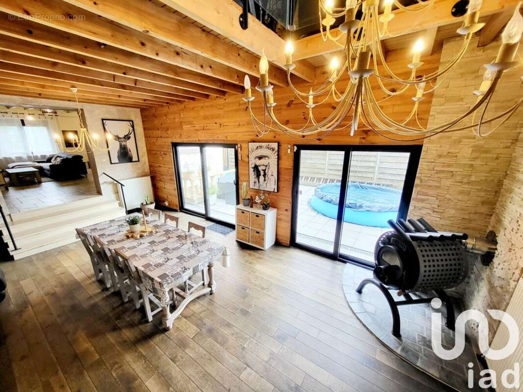 Photo 2 - Maison à MEXY