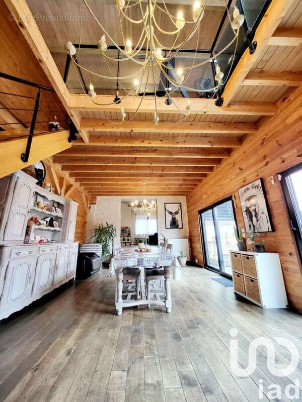 Photo 3 - Maison à MEXY