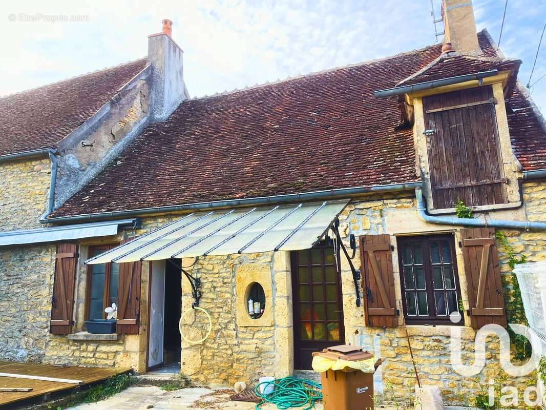 Photo 2 - Maison à CHAMPLEMY