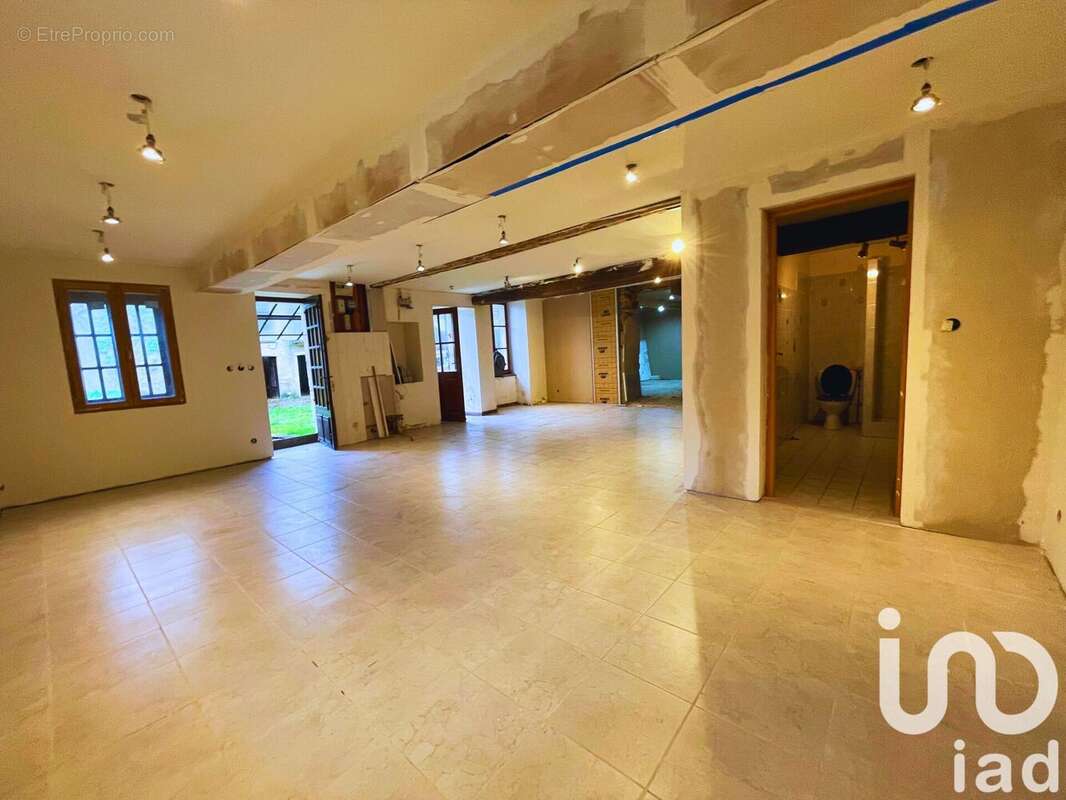 Photo 6 - Maison à CHAMPLEMY