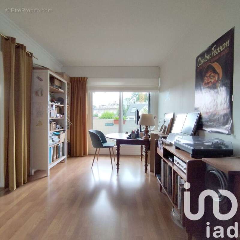 Photo 3 - Appartement à LE PLESSIS-ROBINSON