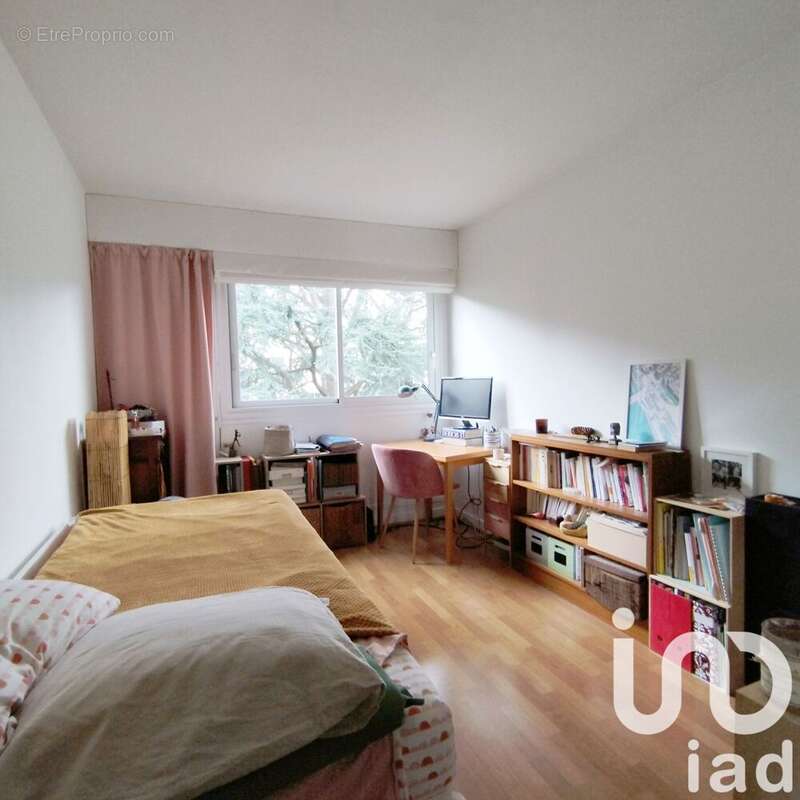 Photo 7 - Appartement à LE PLESSIS-ROBINSON