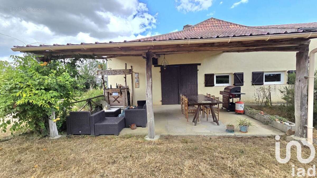 Photo 2 - Maison à MONLEZUN