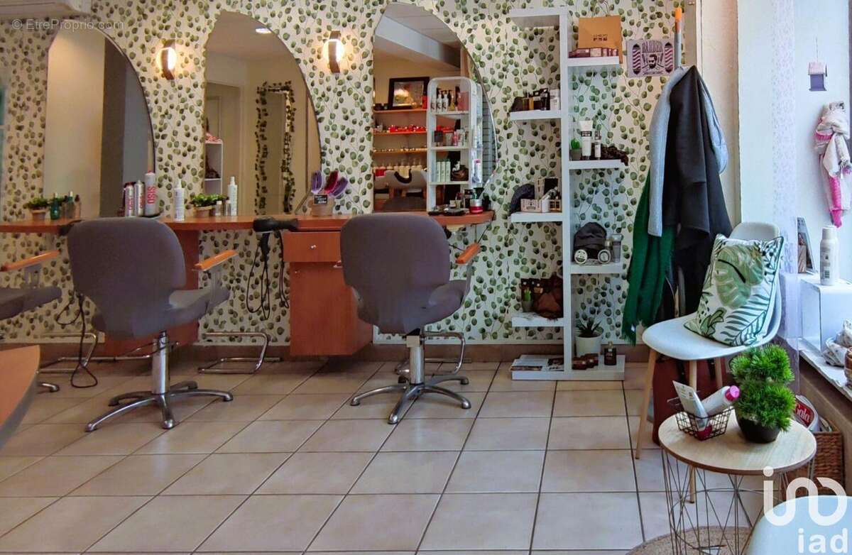 Photo 4 - Commerce à POUILLY-SUR-LOIRE