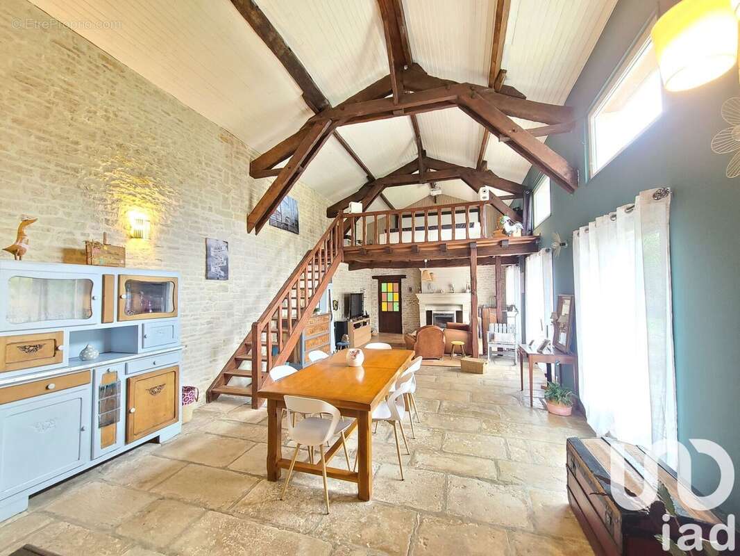 Photo 6 - Maison à BRULAIN