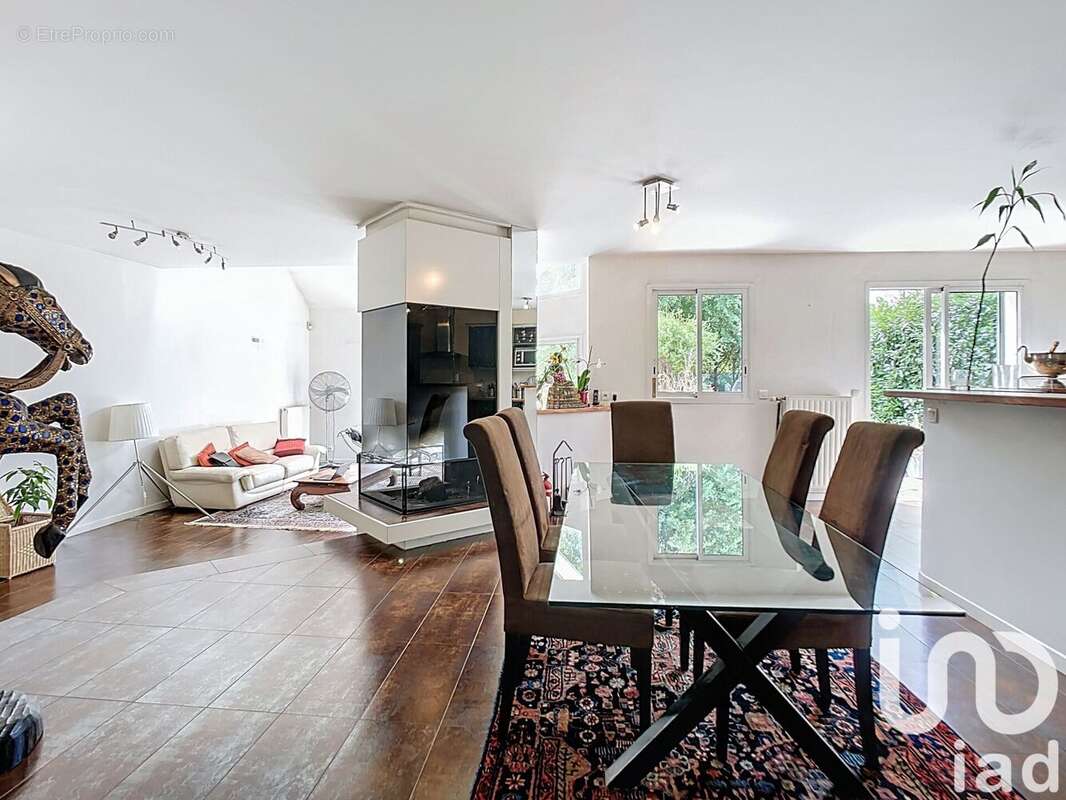 Photo 4 - Maison à LE PLESSIS-TREVISE