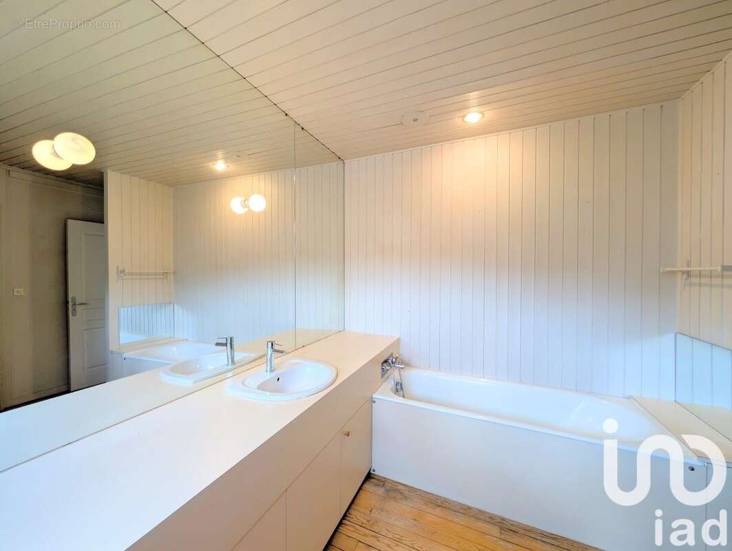 Photo 9 - Appartement à BORDEAUX