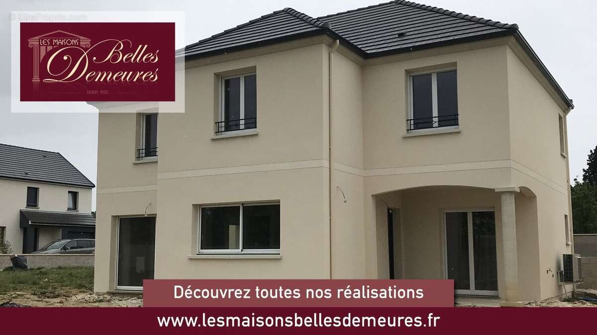 Terrain à LA VILLE-DU-BOIS