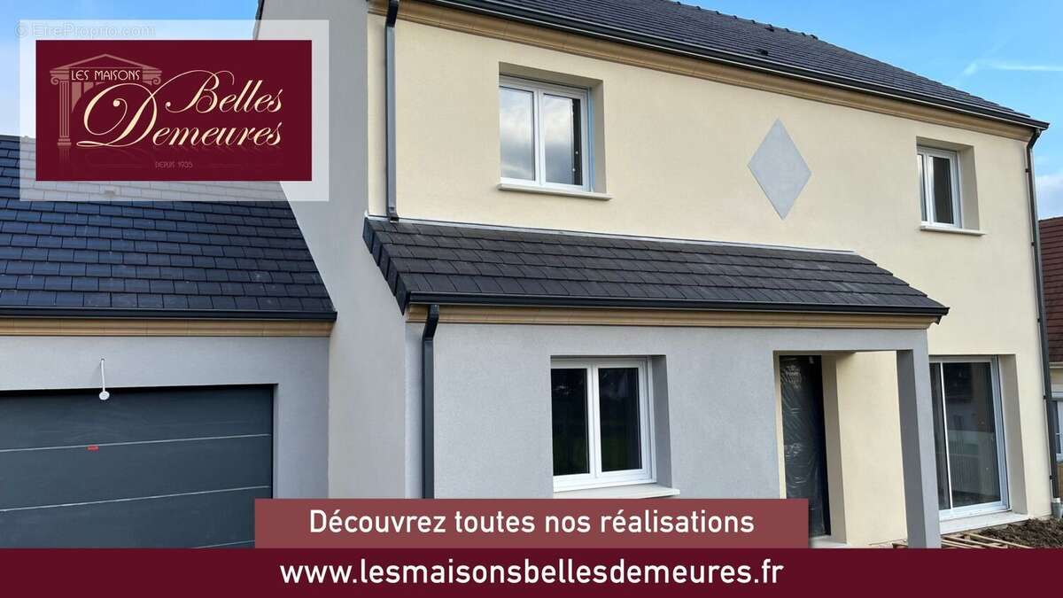 Terrain à LA VILLE-DU-BOIS