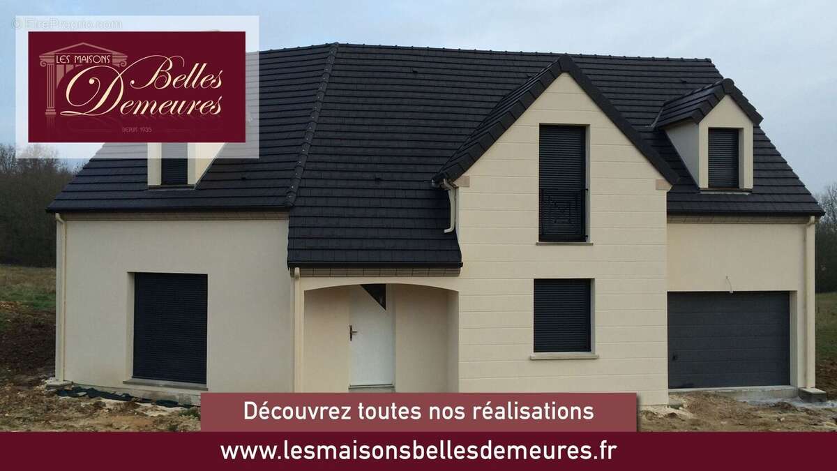 Terrain à LA VILLE-DU-BOIS