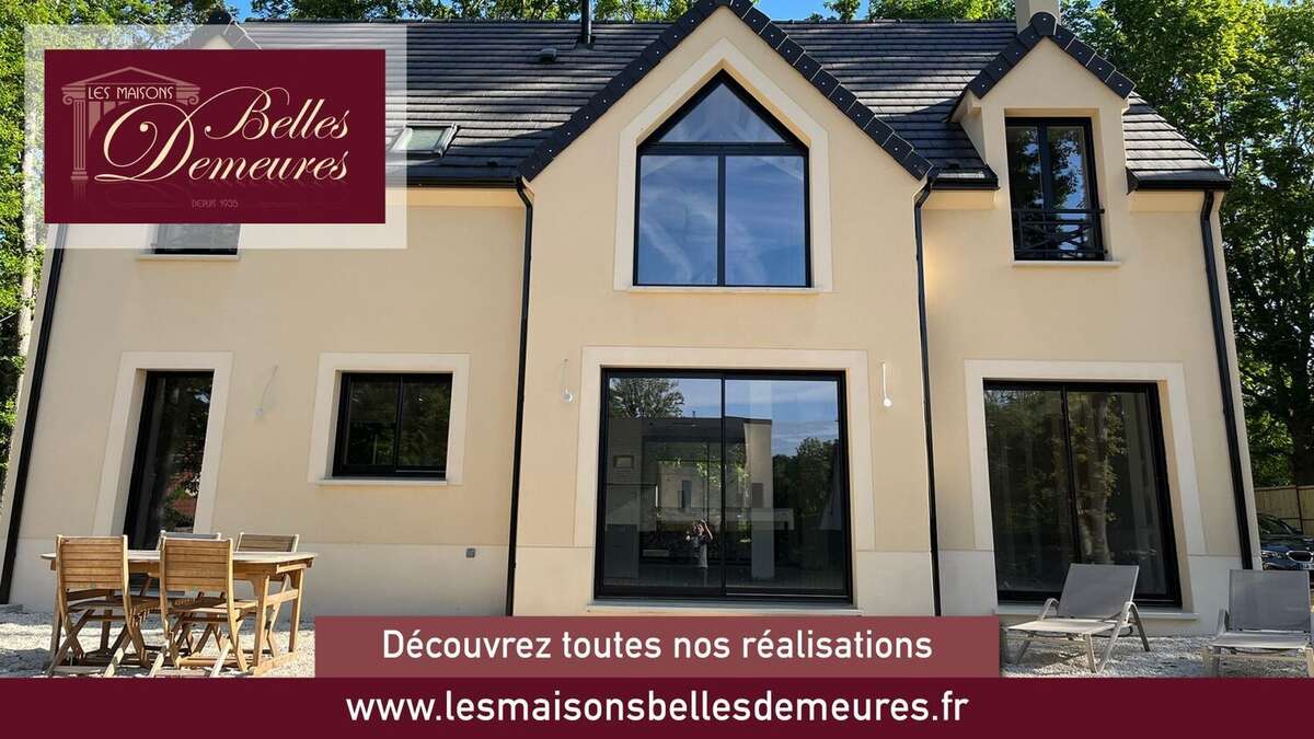 Terrain à LA VILLE-DU-BOIS