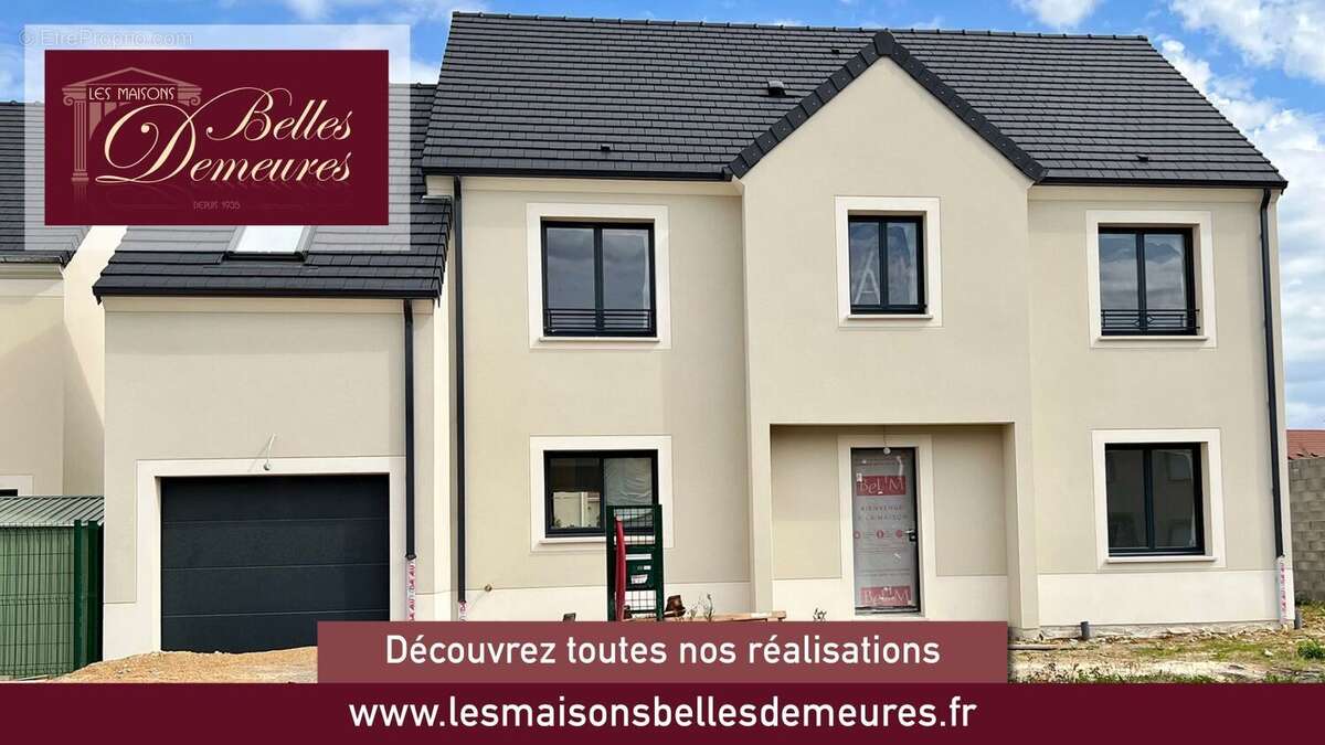 Terrain à LA VILLE-DU-BOIS