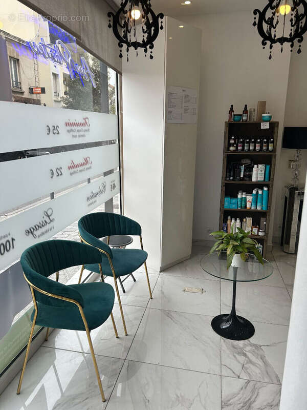 Commerce à ASNIERES-SUR-SEINE