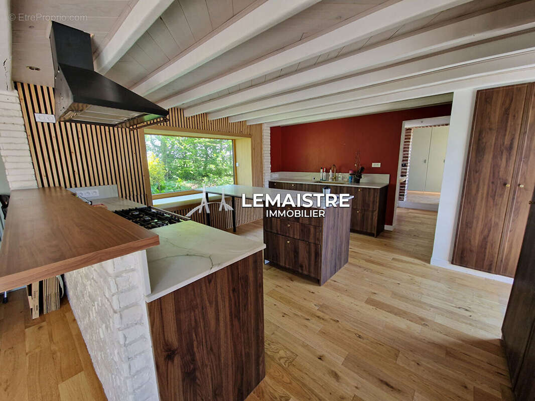 Maison à SAINT-ROMAIN-DE-COLBOSC