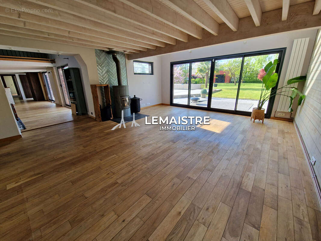 Maison à SAINT-ROMAIN-DE-COLBOSC