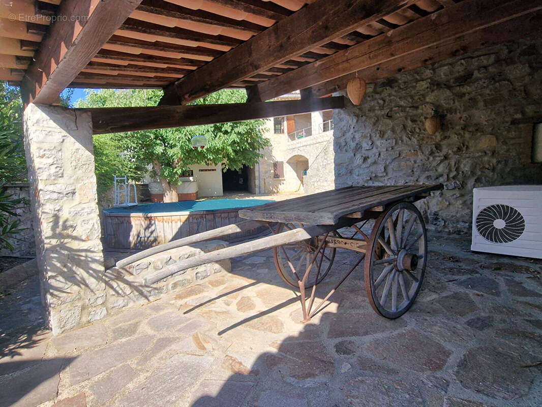 Maison à COURRY