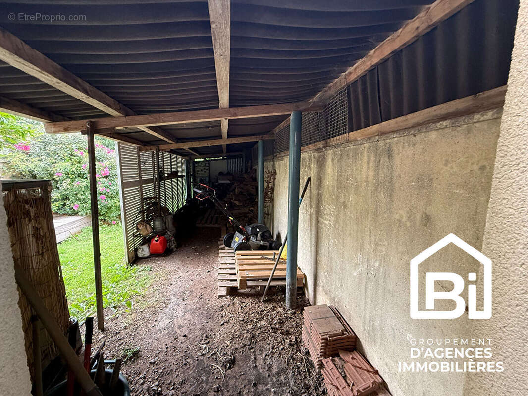 Maison à NOYERS-BOCAGE