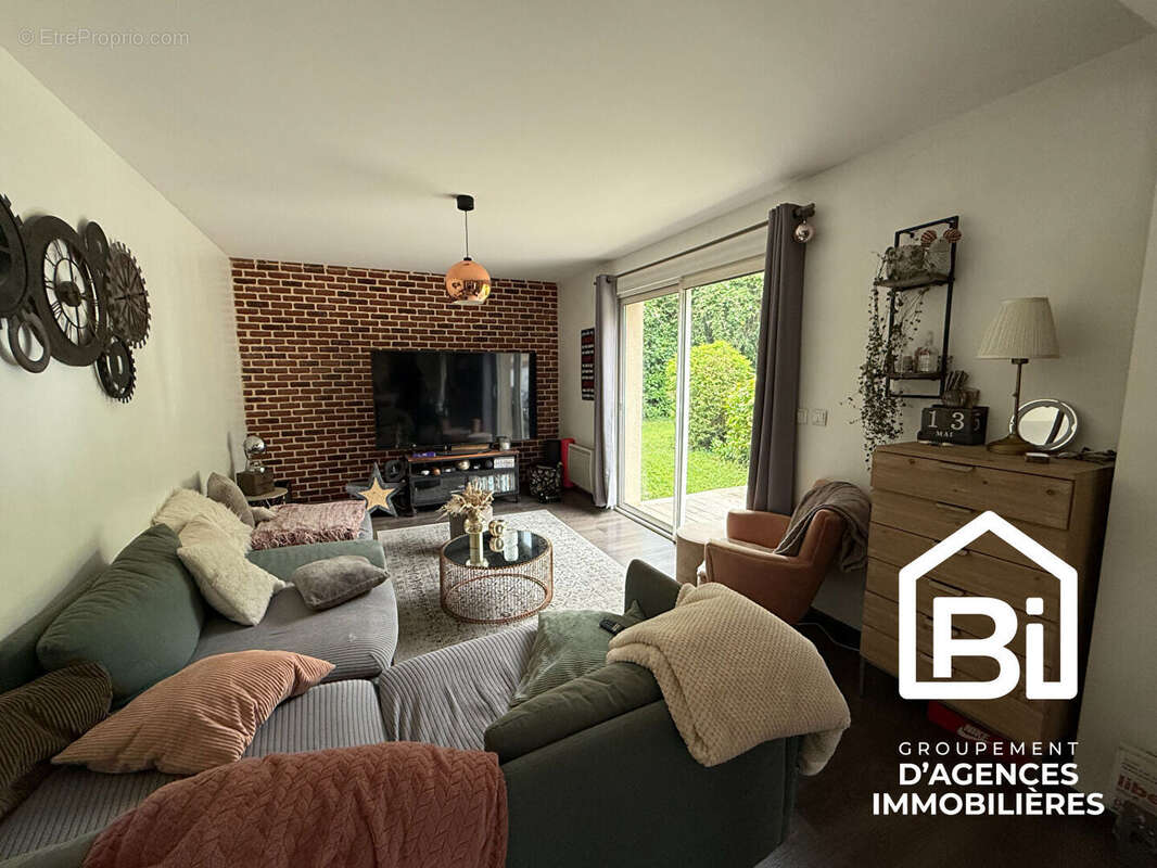 Maison à NOYERS-BOCAGE