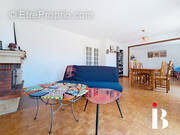 Maison à SAINT-ETIENNE-DE-MONTLUC