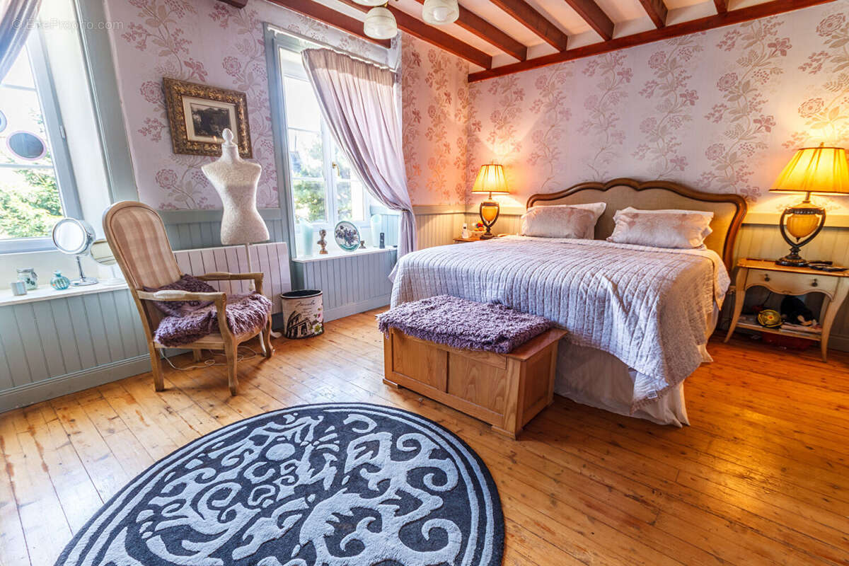 Maison à SAINT-SAUVEUR-LE-VICOMTE