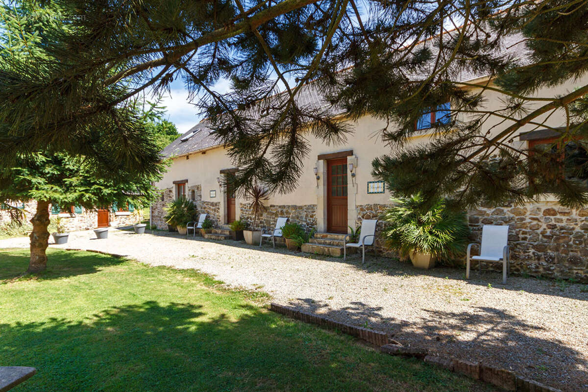 Maison à SAINT-SAUVEUR-LE-VICOMTE