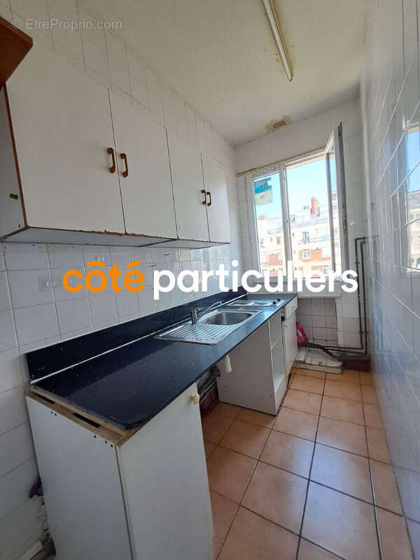 Appartement à AUBERVILLIERS