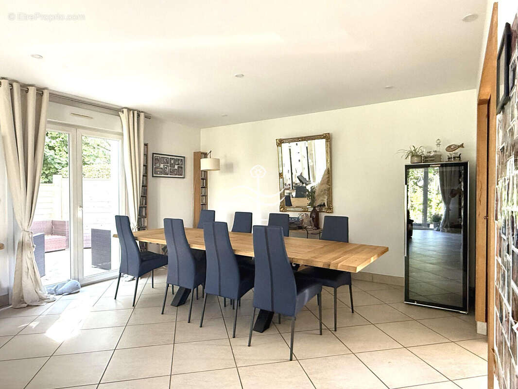 Maison à BENOUVILLE