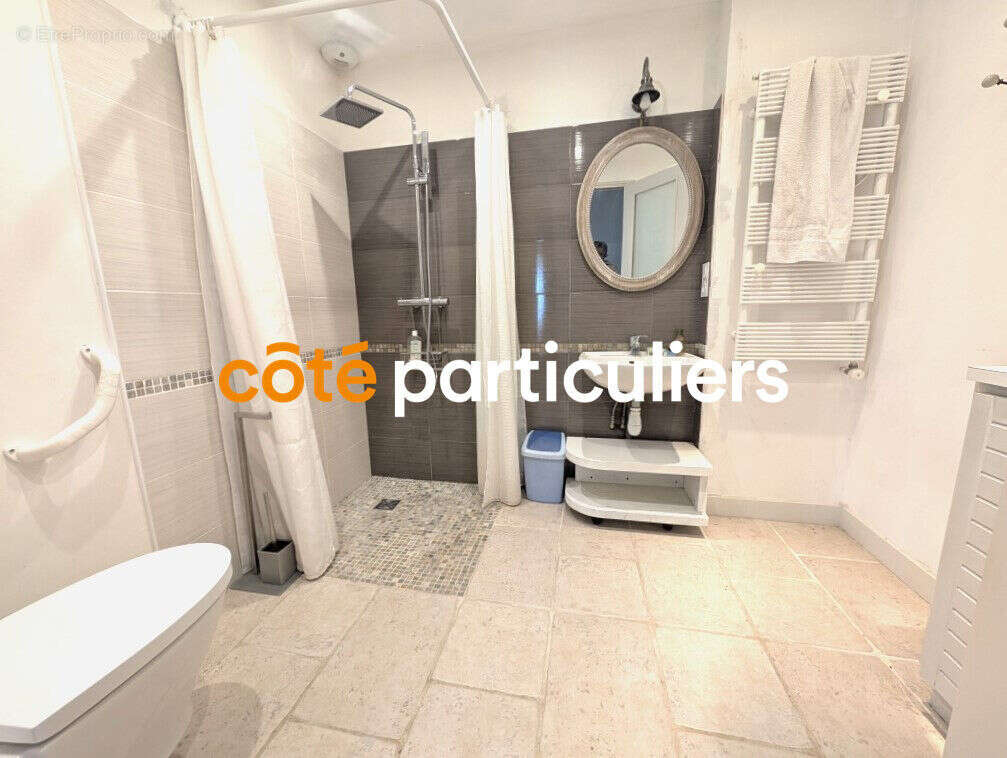 Maison à LUC-LA-PRIMAUBE