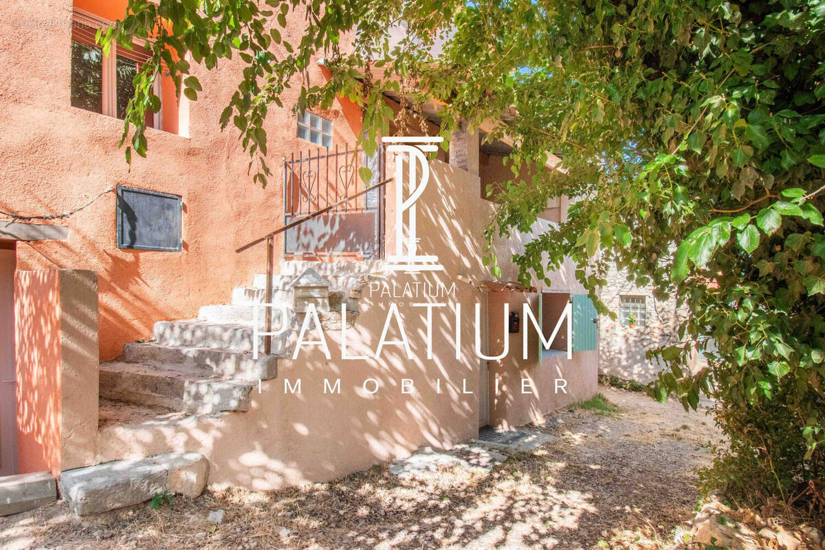 Maison à SAINT-JULIEN