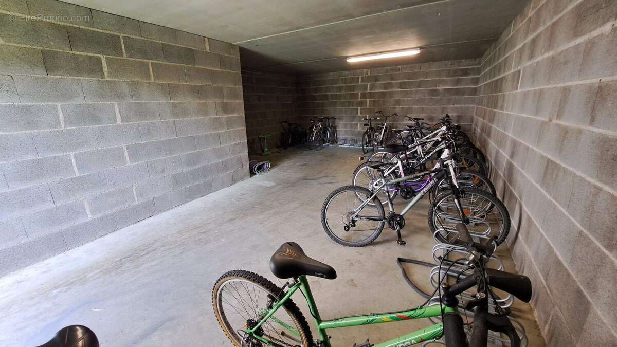local vélo - Appartement à POITIERS