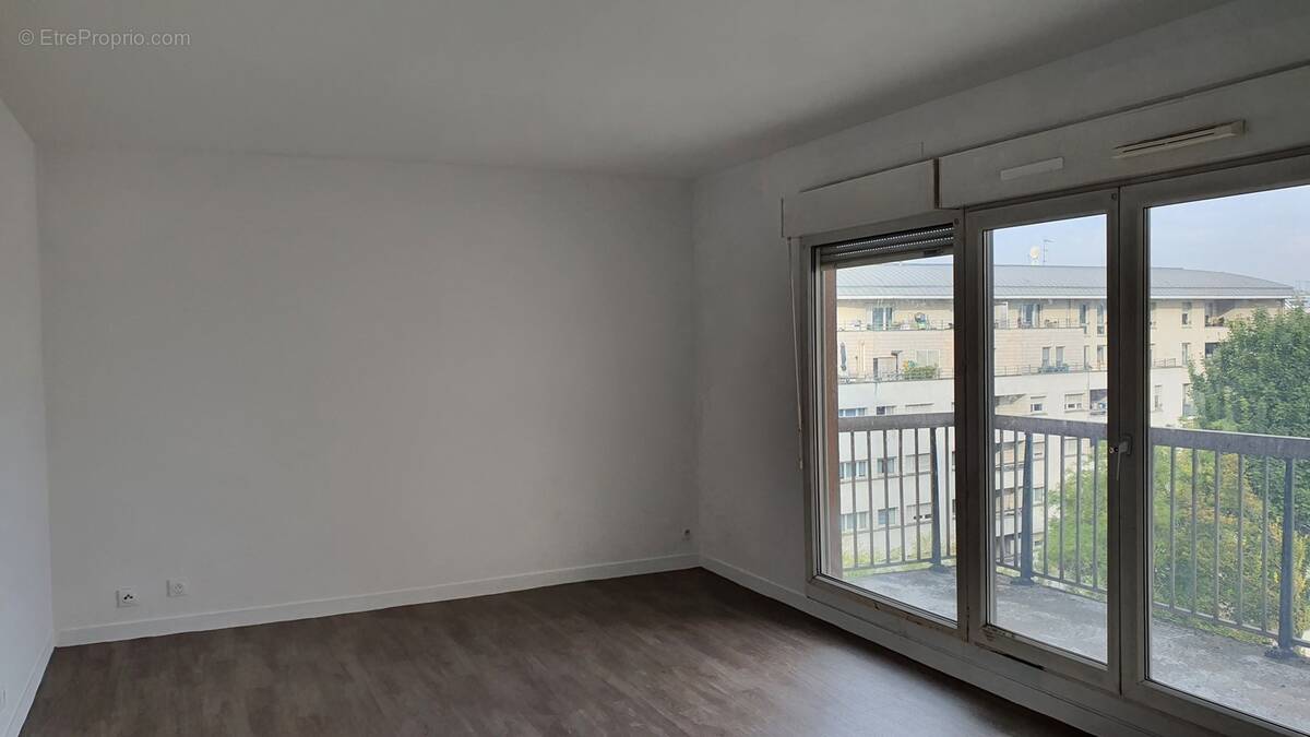Séjour - Appartement à VITRY-SUR-SEINE